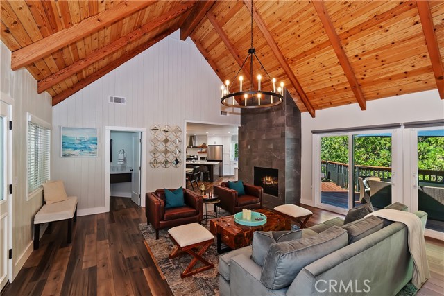 Detail Gallery Image 5 of 51 For 853 Golf Course, Lake Arrowhead,  CA 92352 - 3 Beds | 2/1 Baths