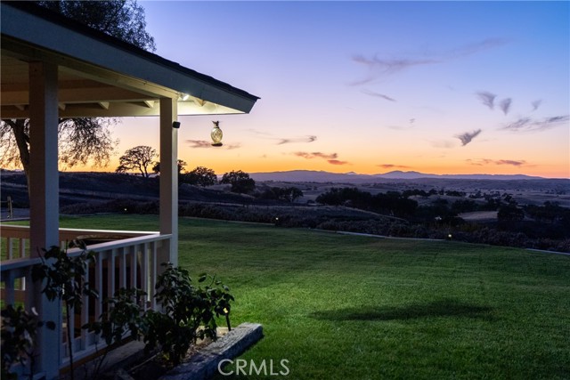1825 Nygren Road, San Miguel CA: https://media.crmls.org/medias/00b82909-9cae-4ce4-a8a8-36654d4f5040.jpg