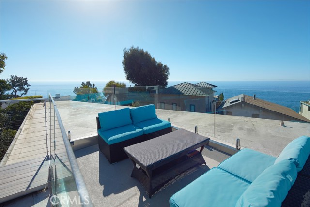 Detail Gallery Image 32 of 43 For 2680 Victoria Dr, Laguna Beach,  CA 92651 - 3 Beds | 3/1 Baths