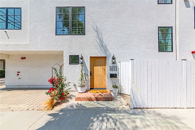 3803 BERRYMAN, Los Angeles CA: https://media.crmls.org/medias/00b90009-9f10-40f8-959d-120ba1296748.jpg