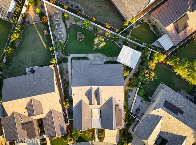 Detail Gallery Image 3 of 40 For 2228 Swanfield, Bakersfield,  CA 93311 - 2 Beds | 2 Baths