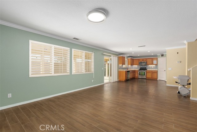 Detail Gallery Image 8 of 33 For 4310 Almaterra, Perris,  CA 92571 - 5 Beds | 3 Baths