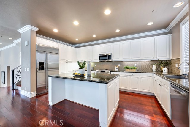 8543 E Kendra Loop, Orange CA: https://media.crmls.org/medias/00bb01d9-0bc3-45df-8ce9-98f86acf42ae.jpg