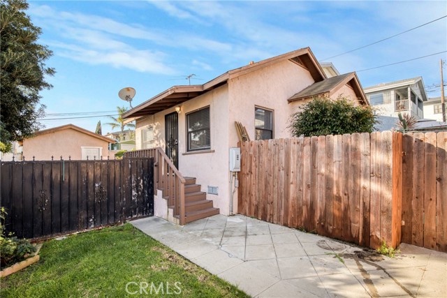 Detail Gallery Image 18 of 37 For 959 W 17th #1/2,  San Pedro,  CA 90731 - 1 Beds | 1 Baths