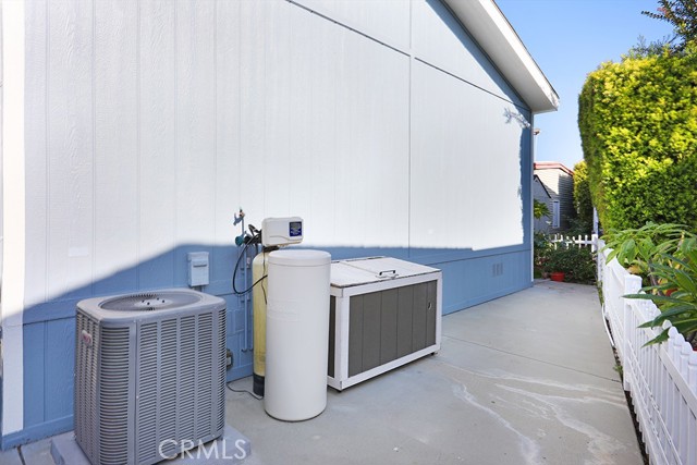 Detail Gallery Image 36 of 47 For 61 Saddleback Rd, Tustin,  CA 92780 - 3 Beds | 2 Baths