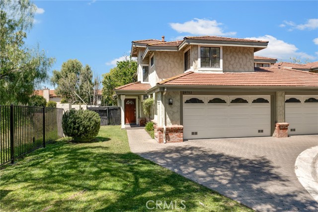 Photo of 29752 Strawberry Hill Drive, Agoura Hills, CA 91301