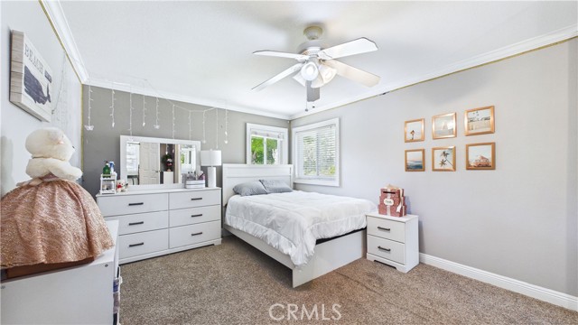 Detail Gallery Image 16 of 33 For 27563 Open Crest, Saugus,  CA 91350 - 4 Beds | 2/1 Baths