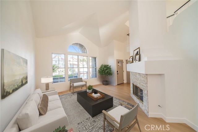 Detail Gallery Image 10 of 38 For 3722 Strawberry Creek, Ontario,  CA 91761 - 4 Beds | 3 Baths