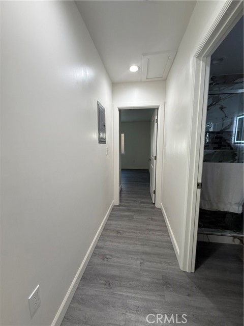 Detail Gallery Image 15 of 51 For 2520 Ohio Ave, South Gate,  CA 90280 - 6 Beds | 4 Baths