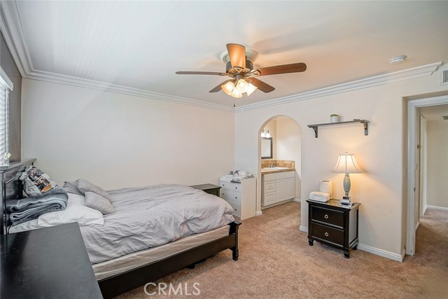 Detail Gallery Image 30 of 54 For 27123 Crossglade Ave #4,  Canyon Country,  CA 91351 - 2 Beds | 2 Baths