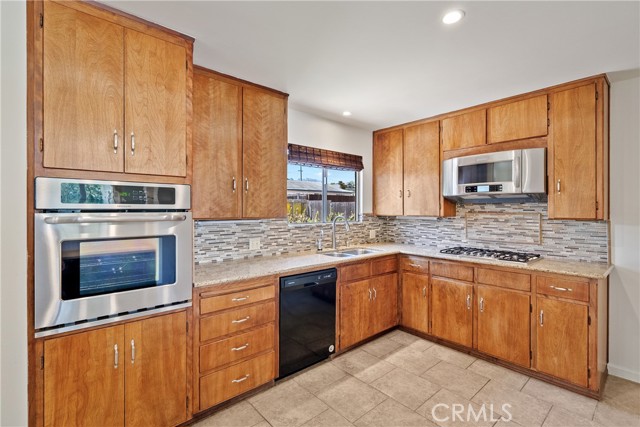 733 Manzanita Drive, Los Osos CA: https://media.crmls.org/medias/00bddc40-5c5c-46a2-b307-0d016e310c8a.jpg