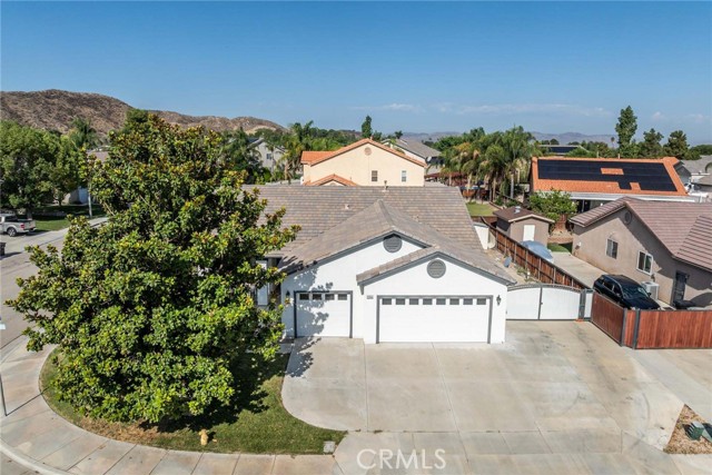 2354 Versailles Street, San Jacinto CA: https://media.crmls.org/medias/00be3b98-bd45-4380-9203-78ff5f6fb7d2.jpg