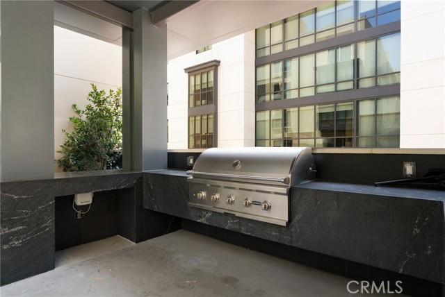 Detail Gallery Image 23 of 36 For 39 S Los Robles #3019,  Pasadena,  CA 91101 - 2 Beds | 2/1 Baths