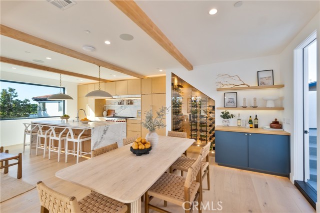 Detail Gallery Image 16 of 54 For 707 2nd St, Hermosa Beach,  CA 90254 - 4 Beds | 4/1 Baths