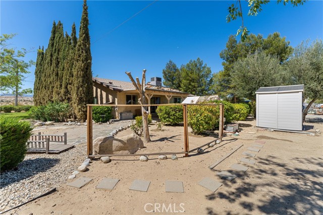 Detail Gallery Image 19 of 25 For 5819 E Avenue T8, Palmdale,  CA 93552 - 3 Beds | 2 Baths