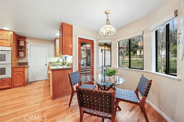 Detail Gallery Image 14 of 74 For 8700 Red Hills Rd, Kelseyville,  CA 95451 - 5 Beds | 3 Baths