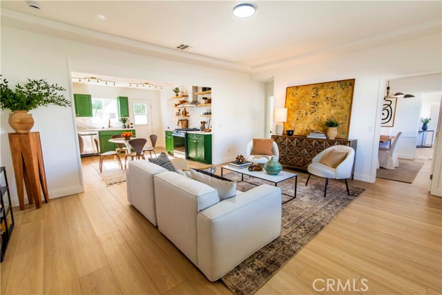 Front Image Thumbnail for CRSR26068547