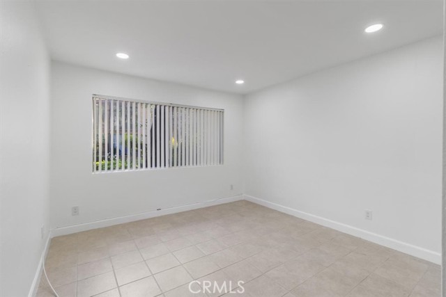 Detail Gallery Image 18 of 44 For 1044 Cabrillo Park #B,  Santa Ana,  CA 92701 - 2 Beds | 1 Baths