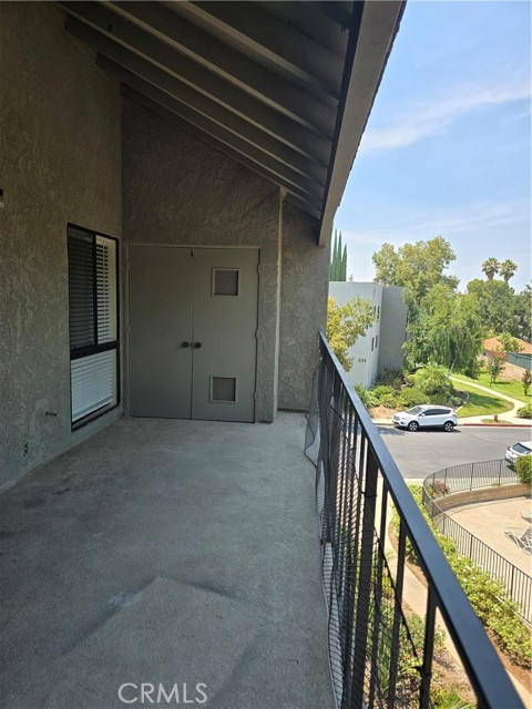 254 E Fern Avenue, Redlands CA: https://media.crmls.org/medias/00c11352-4e7c-4bd7-a60b-d1d6613d57bf.jpg