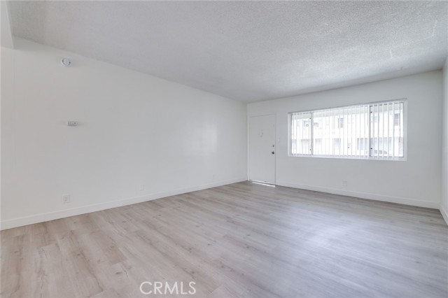 Detail Gallery Image 4 of 21 For 3430 Elm Ave #12,  Long Beach,  CA 90807 - 2 Beds | 1 Baths