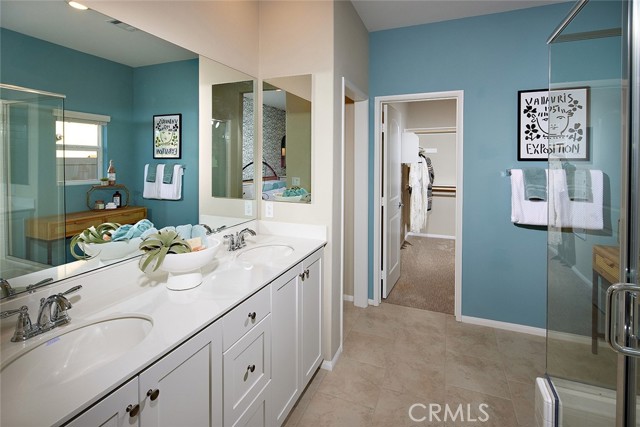 Detail Gallery Image 8 of 18 For 23282 Desert Lily Ct, Wildomar,  CA 92595 - 5 Beds | 3 Baths