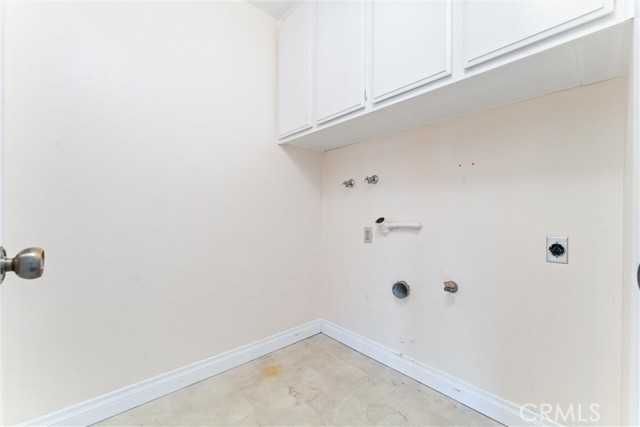 44 W Yale, Irvine CA: https://media.crmls.org/medias/00c24e7f-2564-4090-b351-56690b8c07f7.jpg