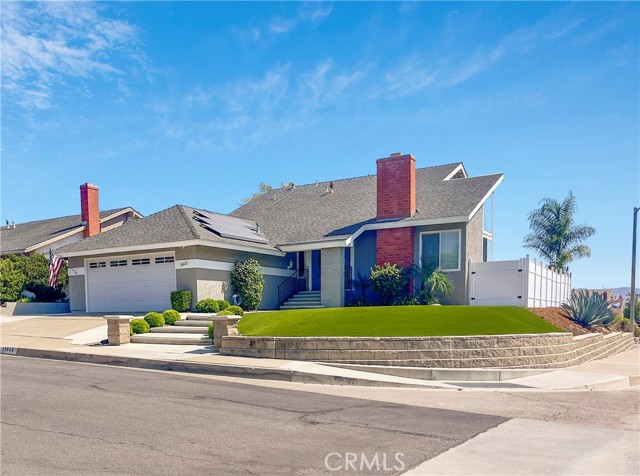 Detail Gallery Image 2 of 27 For 19642 Ridgewood Pl, Yorba Linda,  CA 92886 - 4 Beds | 2/1 Baths