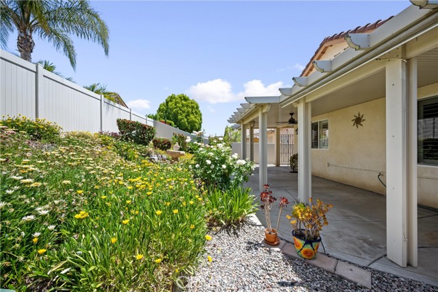 28216 Meadowsweet Drive, Menifee CA: https://media.crmls.org/medias/00c401b7-03c4-4777-a703-6acc909dd820.jpg