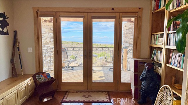 Detail Gallery Image 12 of 68 For 275 Canyon, Pinon Hills,  CA 92371 - 3 Beds | 2/1 Baths