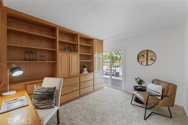 6451 E Shire Way, Long Beach CA: https://media.crmls.org/medias/00c4218b-8855-4cfe-b149-4e2662bbd228.jpg
