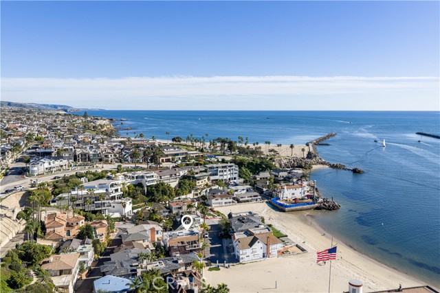 Detail Gallery Image 37 of 40 For 2618 Cove St, Corona Del Mar,  CA 92625 - 3 Beds | 3/1 Baths