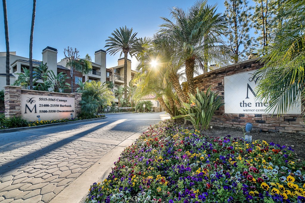 21500 Burbank #316