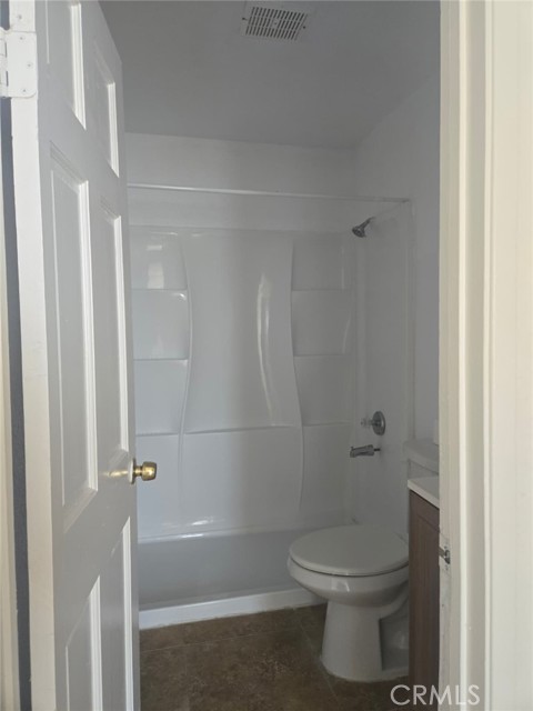 Detail Gallery Image 10 of 12 For 15879 Edwin St, Mojave,  CA 93501 - – Beds | – Baths
