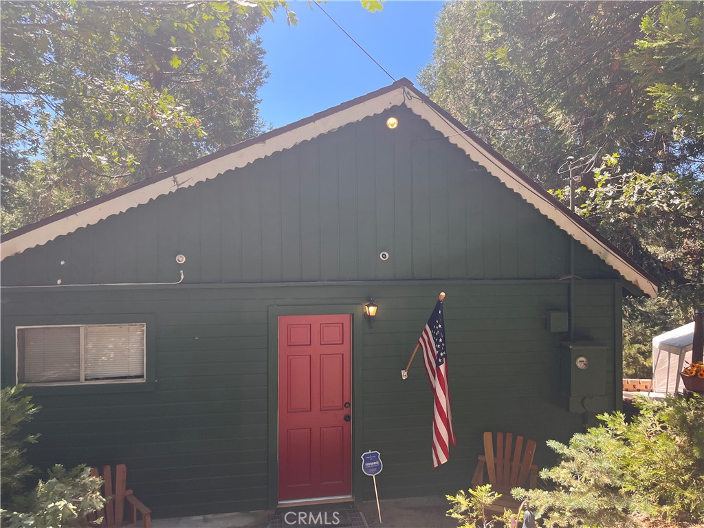 25869 Sunset Loop, Twin Peaks, CA 92391