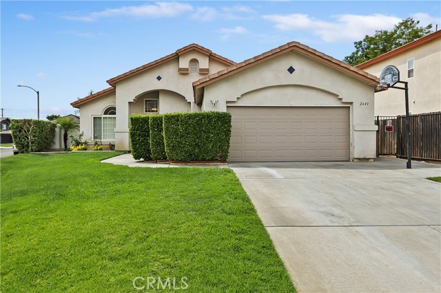 Detail Gallery Image 2 of 34 For 2643 W Torrey Pine Rd, San Bernardino,  CA 92407 - 4 Beds | 2 Baths