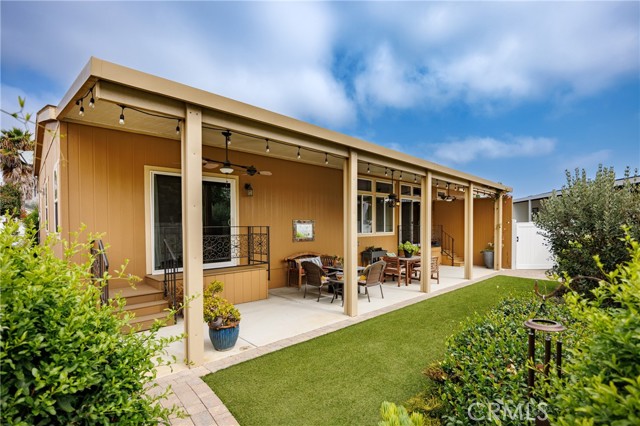 32302 Alipaz Street, San Juan Capistrano CA: https://media.crmls.org/medias/00c65edb-862d-4870-bb13-2da41952dc88.jpg