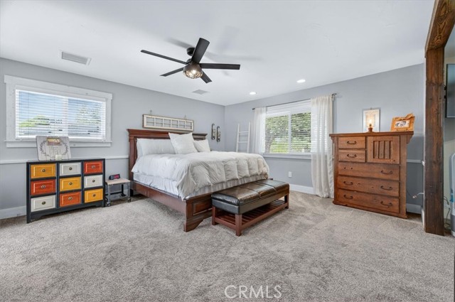 Image 10 of 40 For 5325 Greenwood Drive