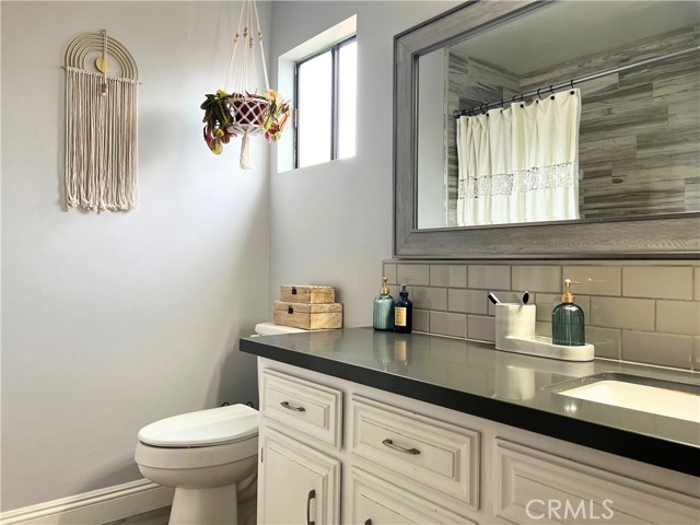 Detail Gallery Image 13 of 19 For 6808 Columbia Ln, Bakersfield,  CA 93309 - 3 Beds | 2 Baths