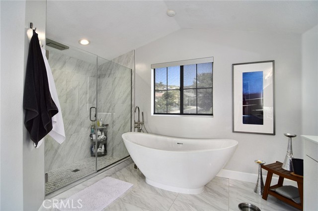 24574 Overland, West Hills CA: https://media.crmls.org/medias/00c7a005-38fc-4d6d-a1ec-d9e6a00ea4ed.jpg