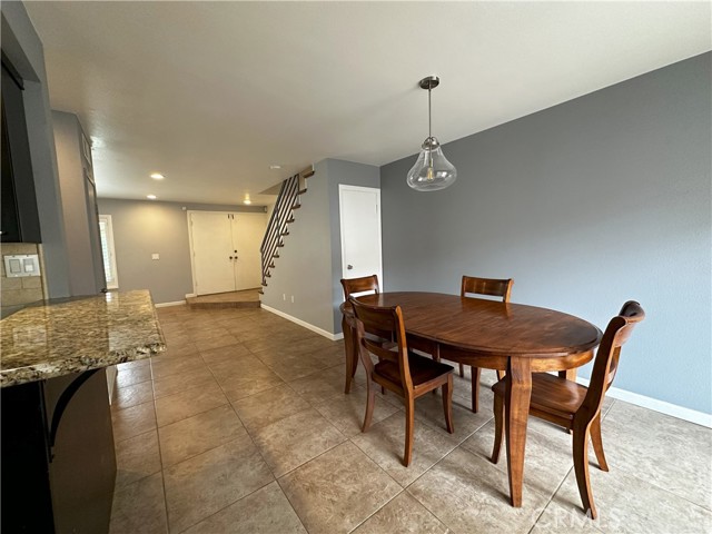Detail Gallery Image 4 of 45 For 18598 Creek Ln, Huntington Beach,  CA 92648 - 3 Beds | 2/1 Baths