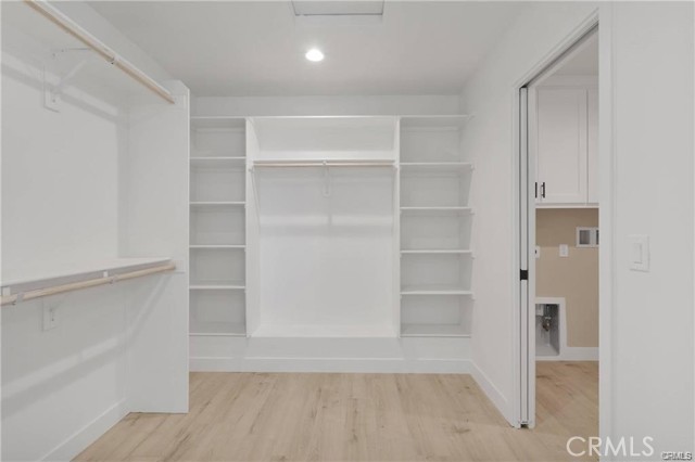 22520 Houston Street, Apple Valley CA: https://media.crmls.org/medias/00c930d4-fdd4-4b20-bc22-e2a1346a5c20.jpg