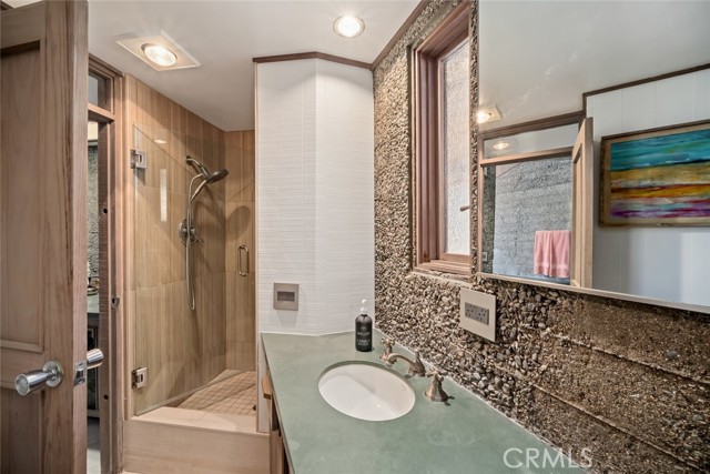 Detail Gallery Image 21 of 65 For 2431 Sherwood Drive, Cambria,  CA 93428 - 3 Beds | 4 Baths