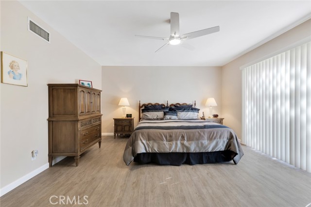 Detail Gallery Image 19 of 39 For 20828 Bermuda St, Chatsworth,  CA 91311 - 4 Beds | 2 Baths