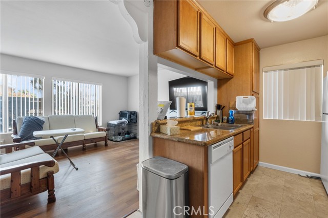 Detail Gallery Image 12 of 17 For 1105 Sepulveda Blvd #C101, Torrance,  CA 90502 - 1 Beds | 1 Baths