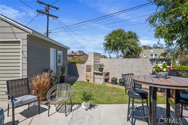 1414 W 13th Street, San Pedro CA: https://media.crmls.org/medias/00caddfd-c91f-4b45-ad59-5620c85b63ee.jpg