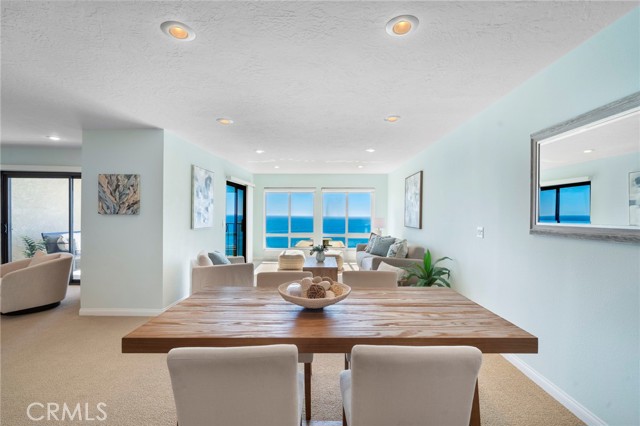 Front Image Thumbnail for CROC26061827