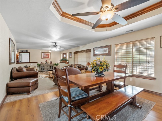 Detail Gallery Image 15 of 57 For 13991 Jicarilla Rd, Apple Valley,  CA 92307 - 4 Beds | 3 Baths