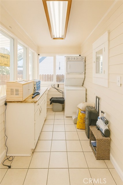 Detail Gallery Image 20 of 26 For 117 E Sycamore St, Anaheim,  CA 92805 - 6 Beds | 2 Baths