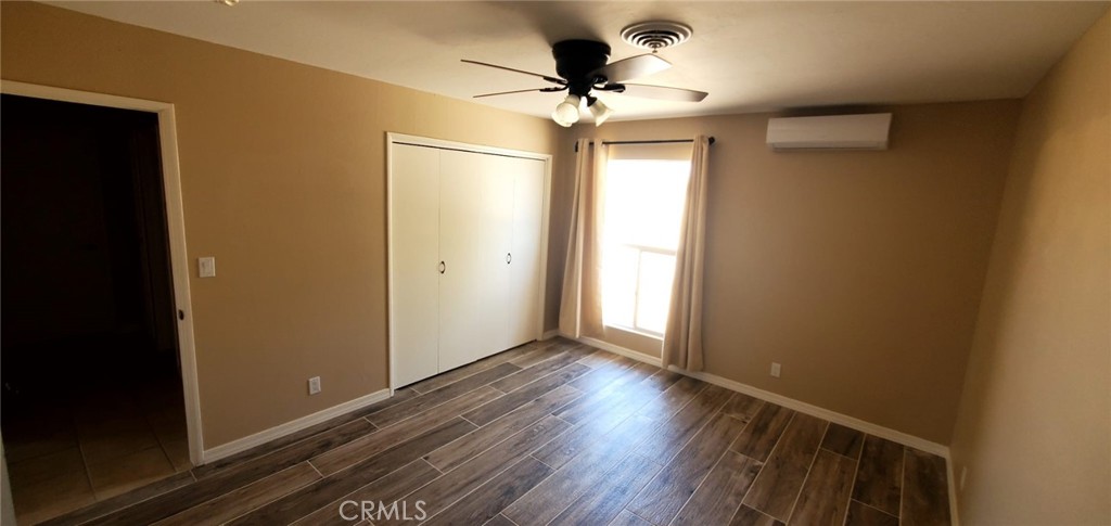 https://media.crmls.org/medias/00cd39b6-3781-4206-be94-236ed5703a62.jpg?preset=X-Large
