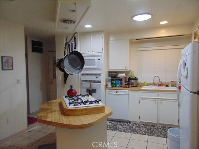 Detail Gallery Image 18 of 50 For 4040 Piedmont Dr #356,  Highland,  CA 92346 - 2 Beds | 2 Baths